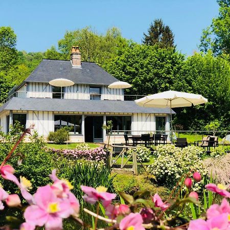 Bed and Breakfast Domaine Le Hetrey Toutainville Экстерьер фото